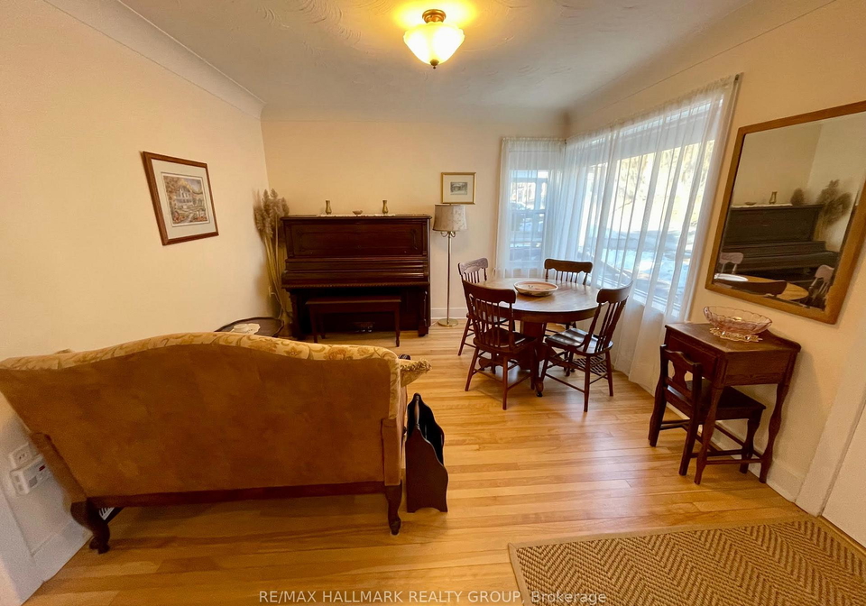 112-clegg-street-ottawa-ontario-x12228092