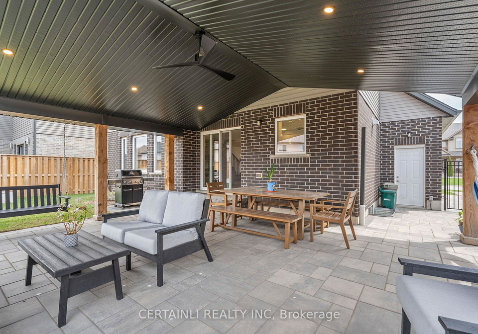 16-anderson-crescent-stratford-ontario-x12228334