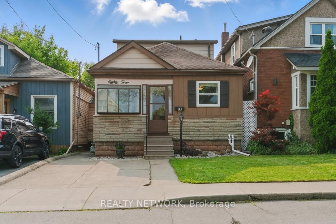 83-houghton-avenue-n-hamilton-ontario-x12228364