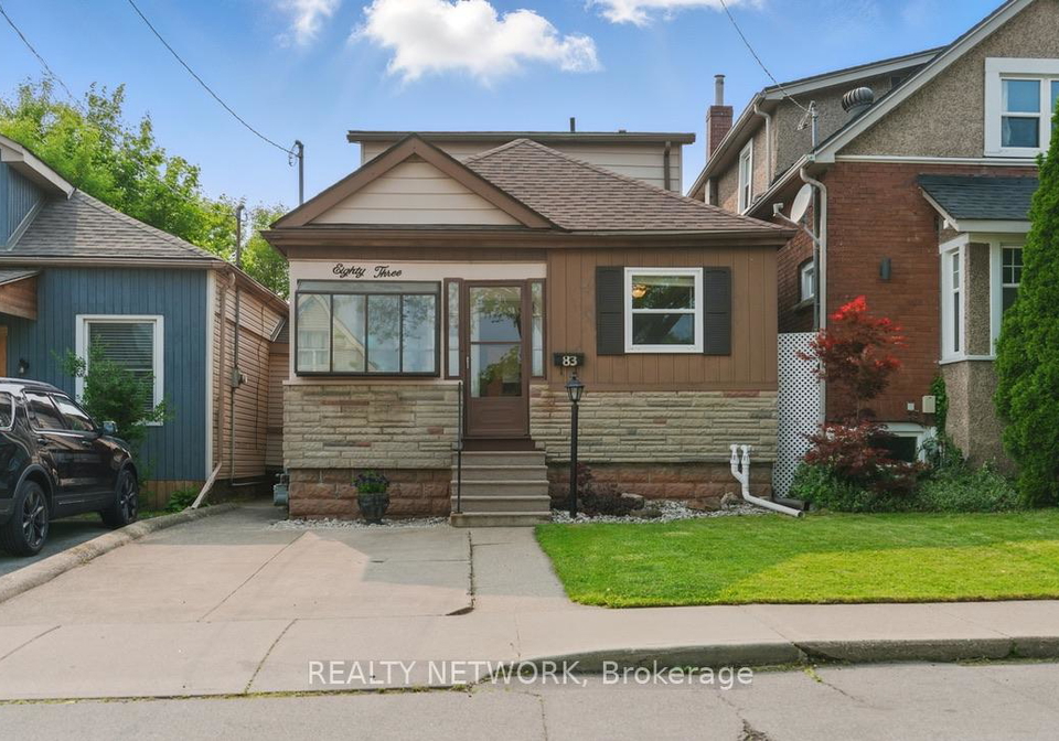 83-houghton-avenue-n-hamilton-ontario-x12228364