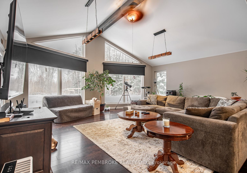 622-westmeath-road-whitewater-region-ontario-x12228514