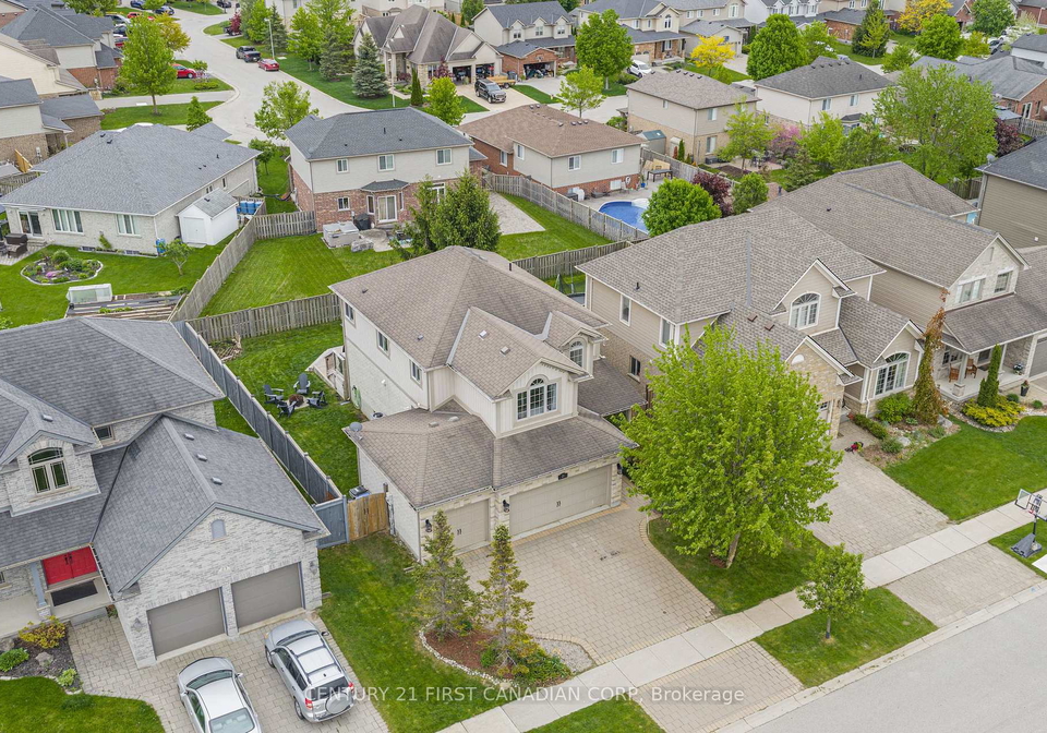 21-maplewood-lane-middlesex-centre-ontario-x12228700