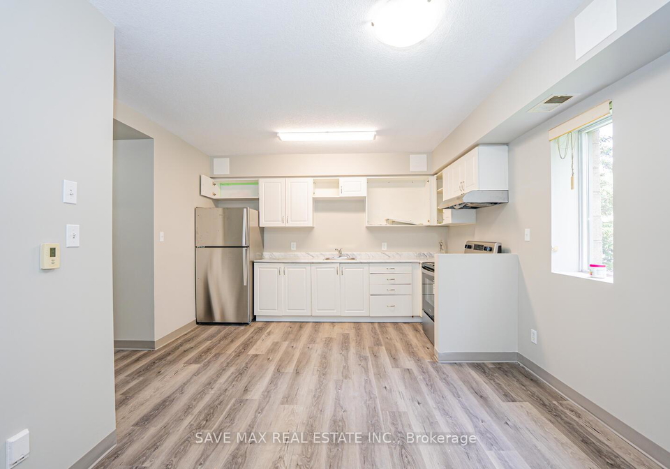 593-strasburg-road-kitchener-ontario-x12228711