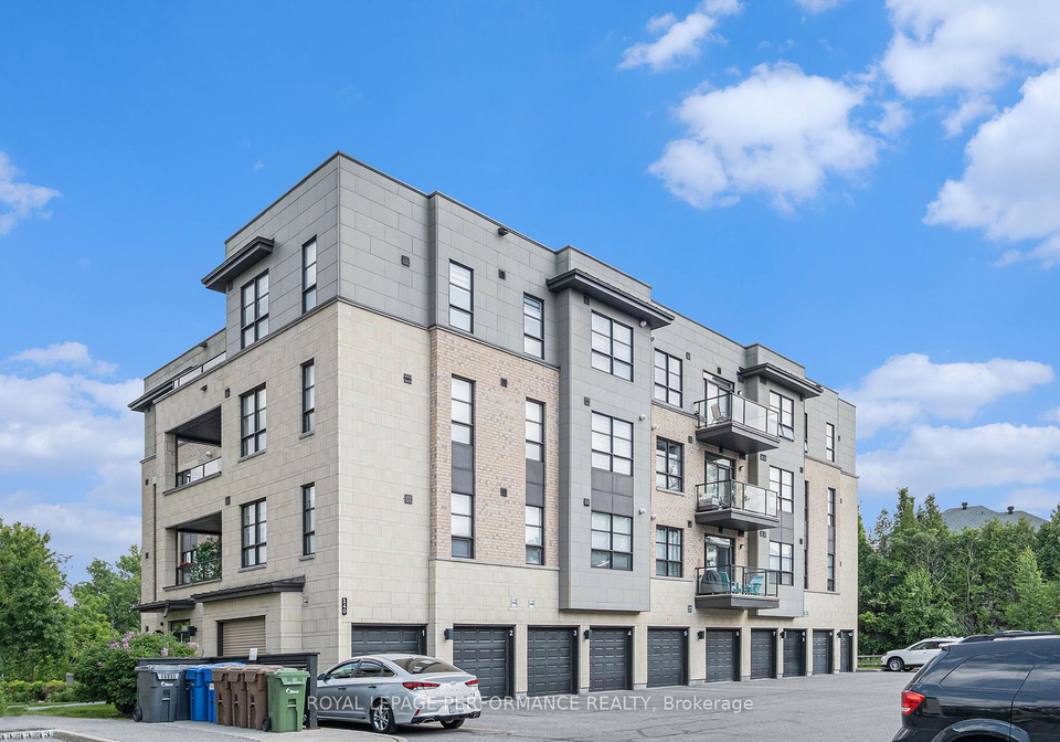 140-montblanc-pvt-ottawa-ontario-x12228736