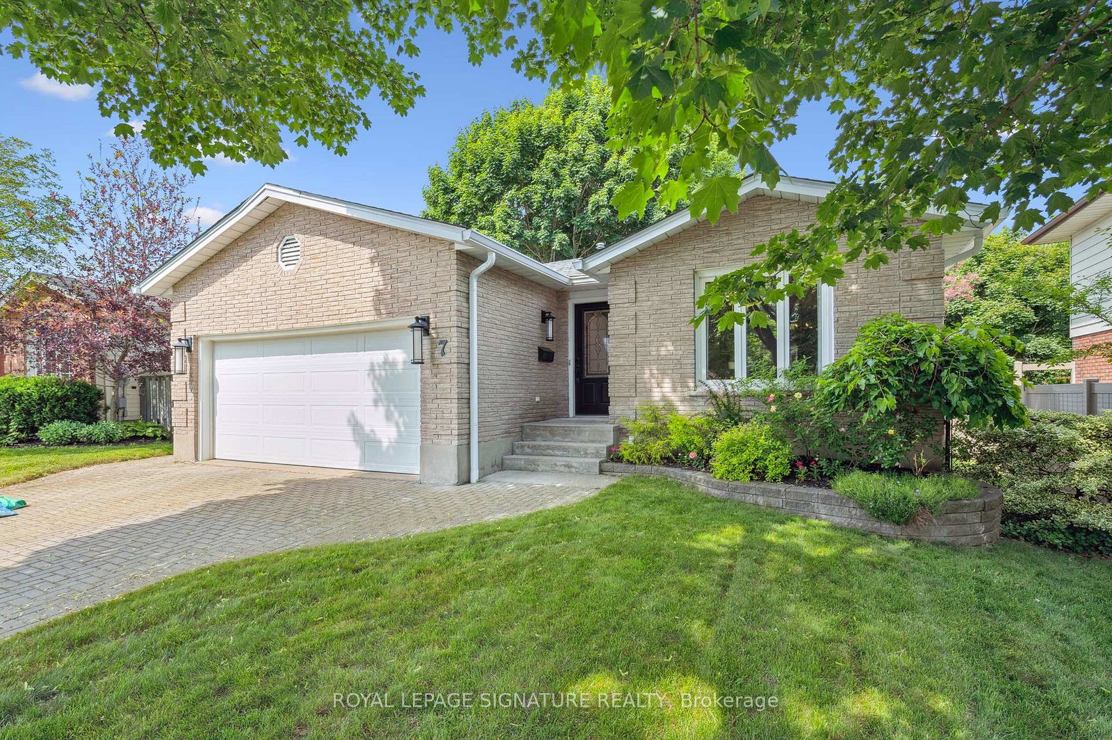 7-pauline-place-guelph-ontario-x12228778