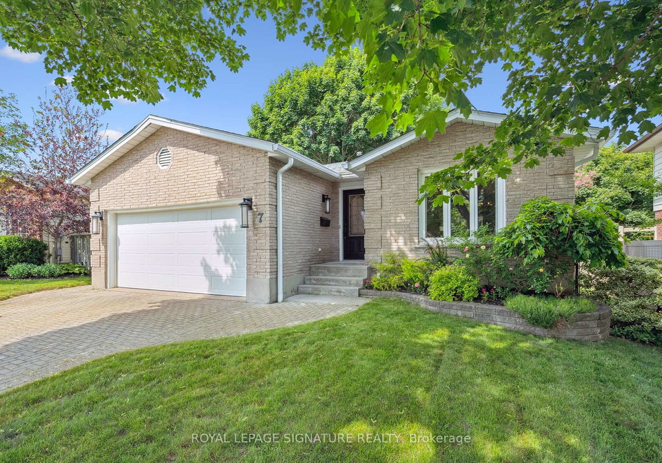 7-pauline-place-guelph-ontario-x12228778