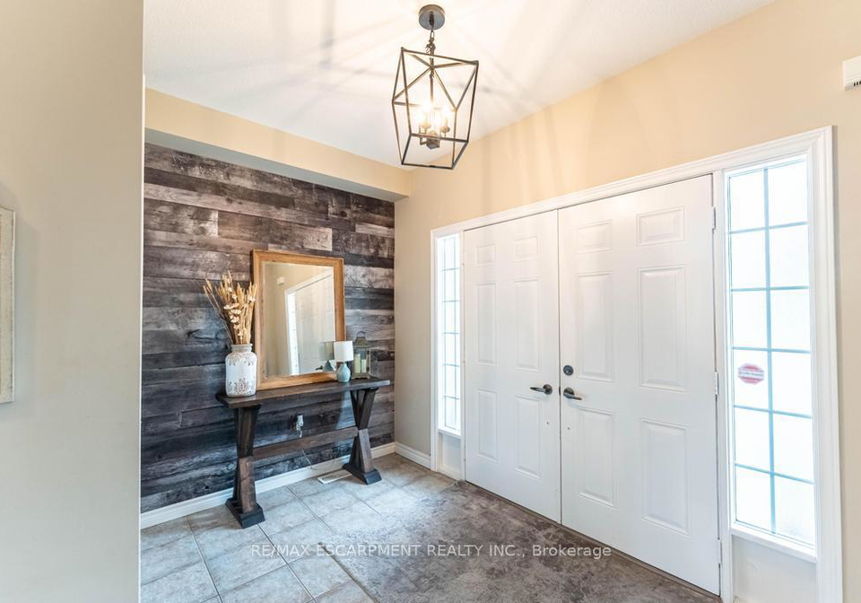 127-garinger-crescent-hamilton-ontario-x12228942