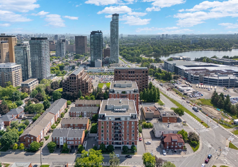 327-breezehill-avenue-s-ottawa-ontario-x12228978