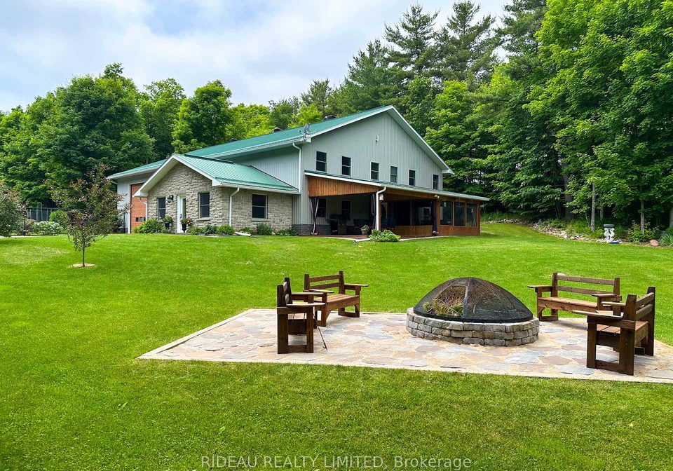 204-frye-lane-south-frontenac-ontario-x12229037