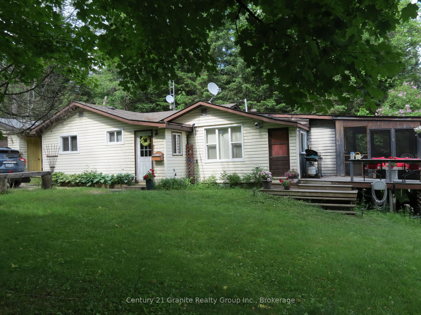 10208-county-road-503-highlands-east-ontario-x12229118