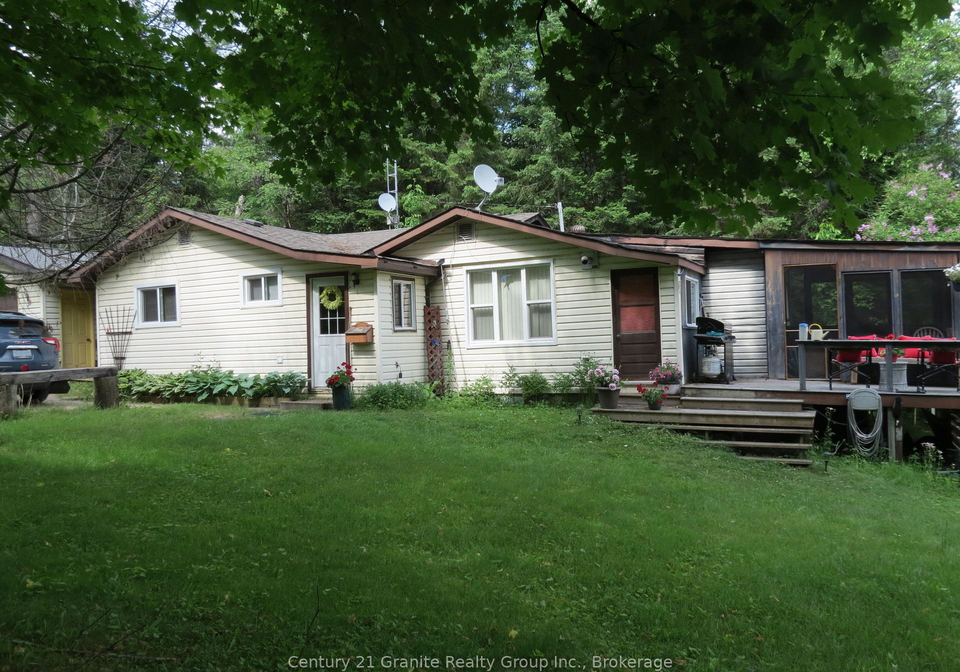 10208-county-road-503-highlands-east-ontario-x12229118