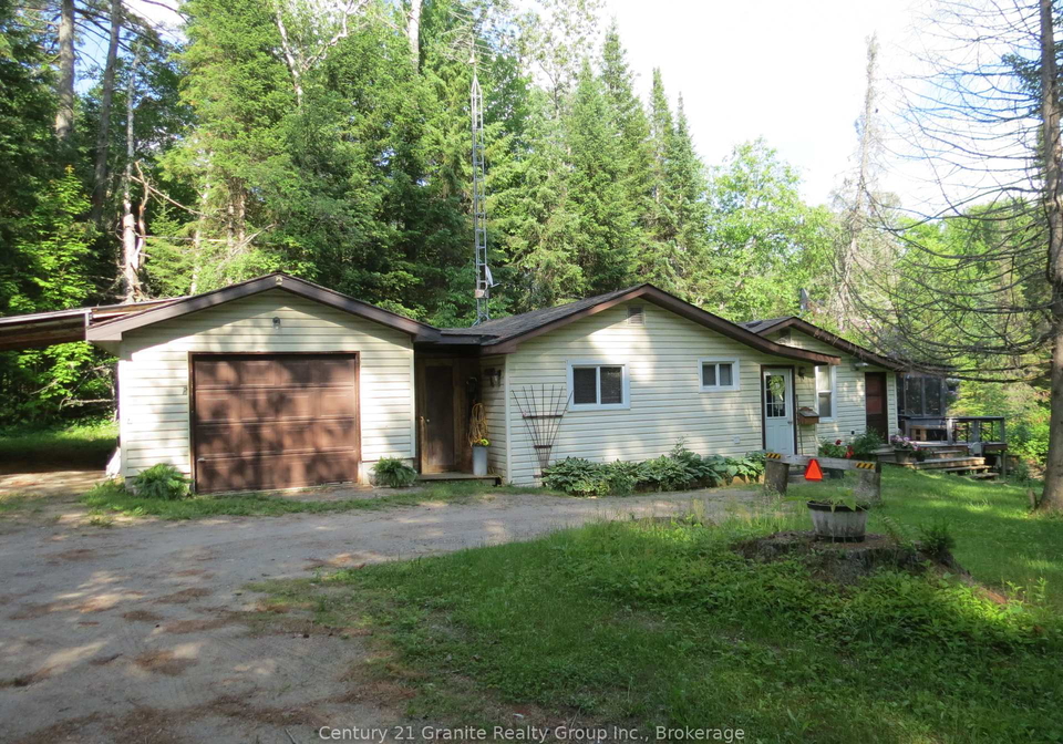 10208-county-road-503-highlands-east-ontario-x12229118