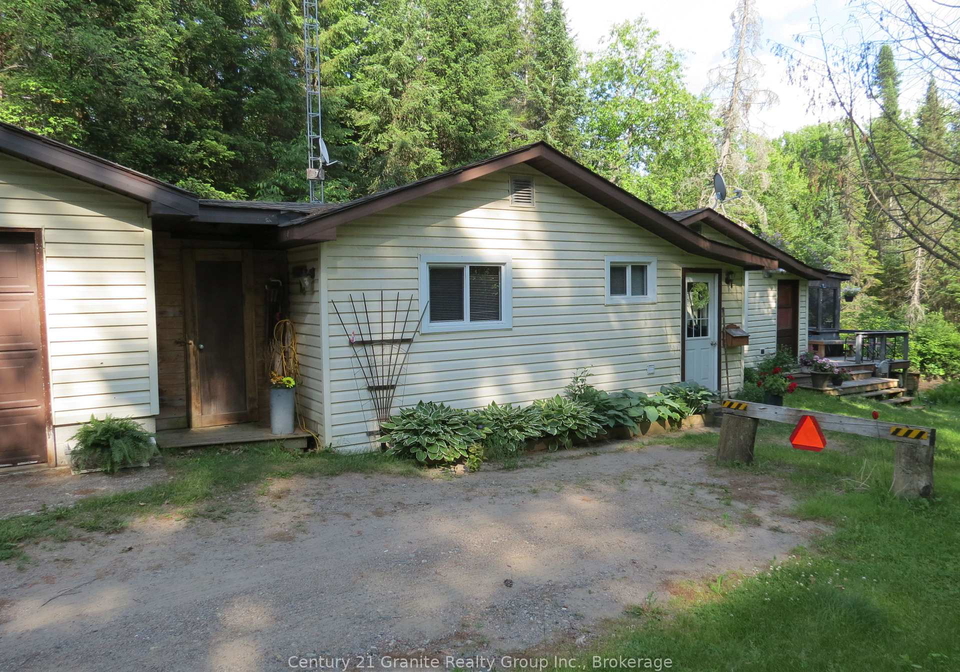 10208-county-road-503-highlands-east-ontario-x12229118