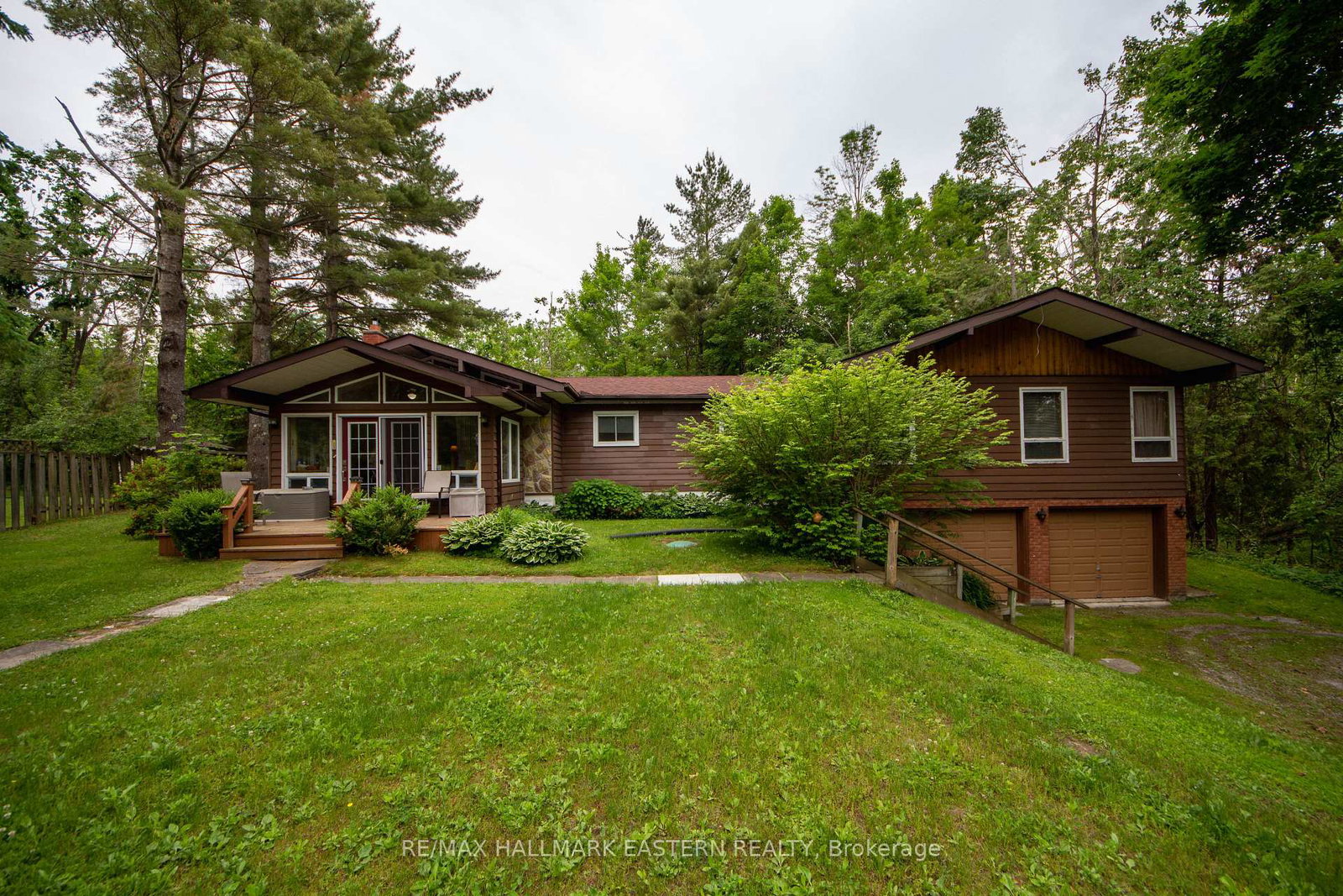 12-alpine-crescent-trent-lakes-ontario-x12229331