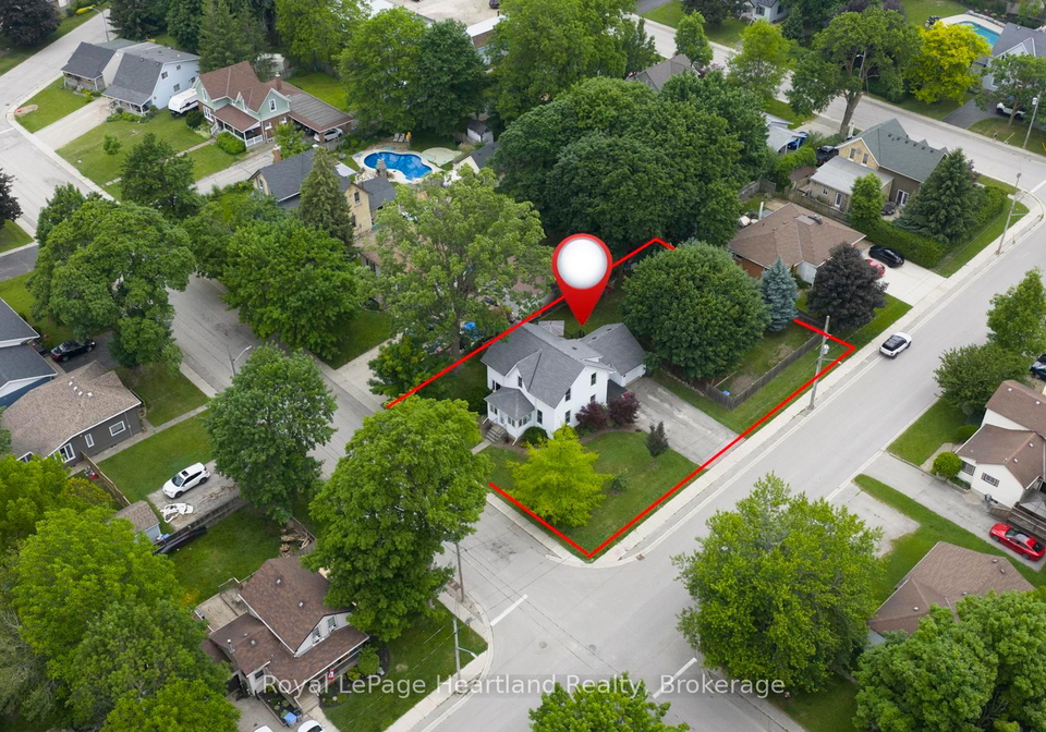 131-rattenbury-street-w-central-huron-ontario-x12229520