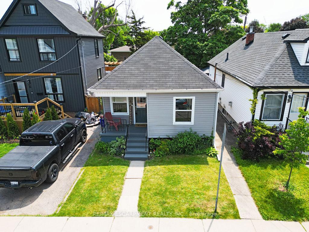 4-frederick-avenue-hamilton-ontario-x12229634
