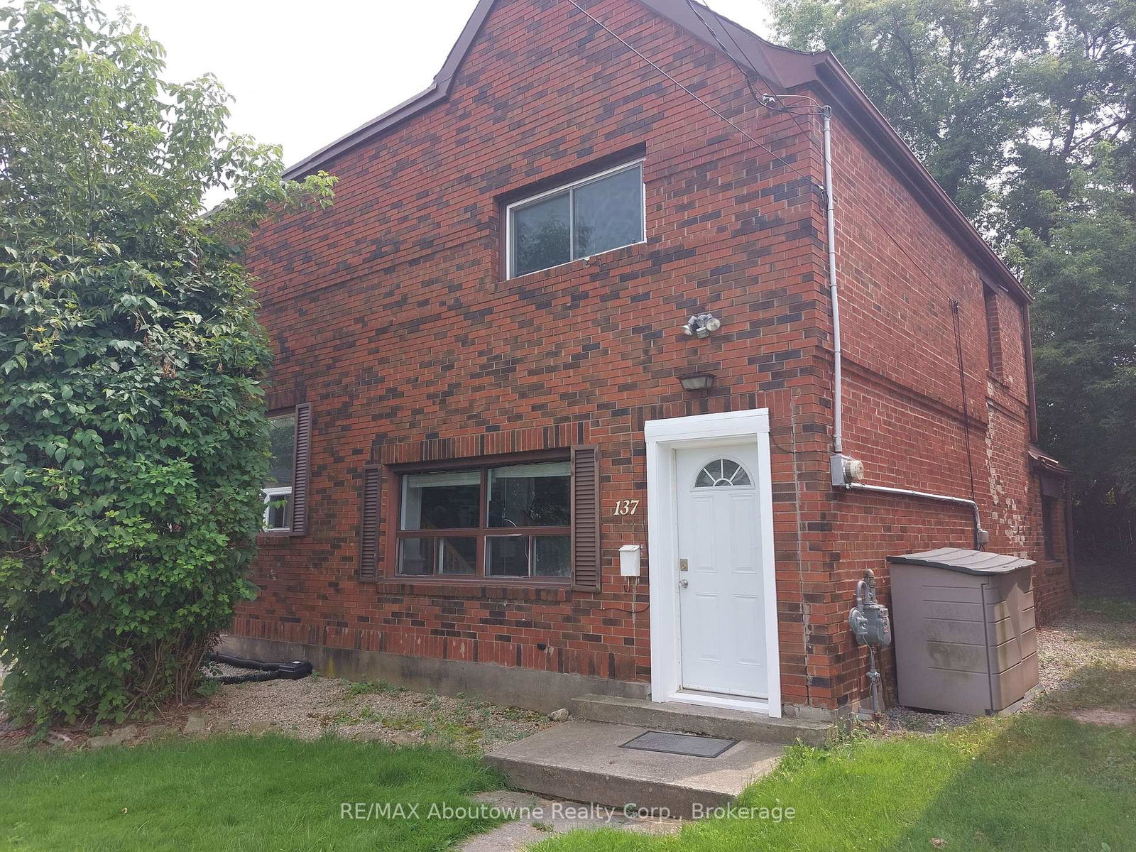 137-whitney-avenue-hamilton-ontario-x12229740