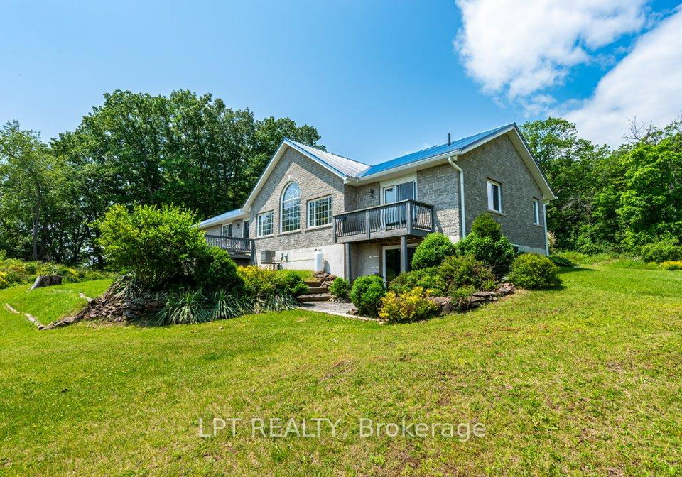 32-chisamore-pt-road-front-of-leeds-seeleys-bay-ontario-x12229790
