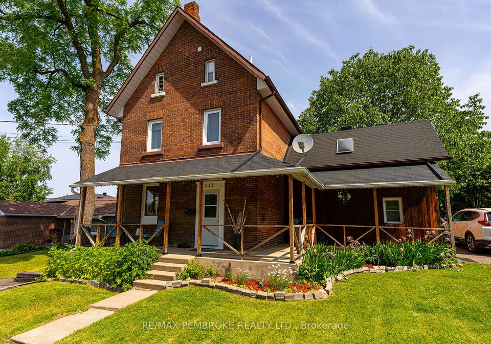 111-hunter-street-pembroke-ontario-x12229844