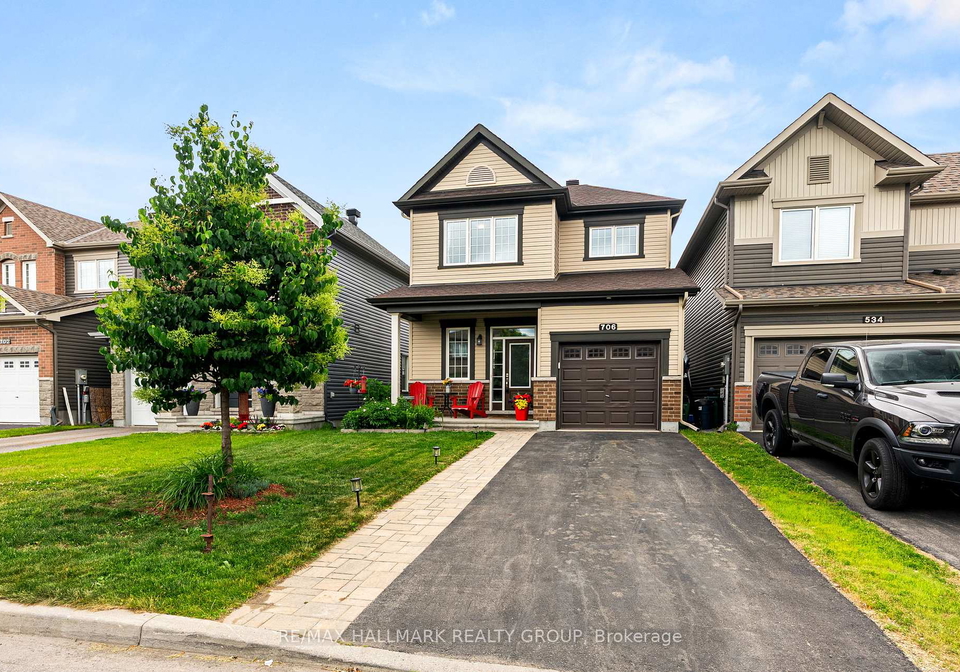 706-magnolia-street-ottawa-ontario-x12229941