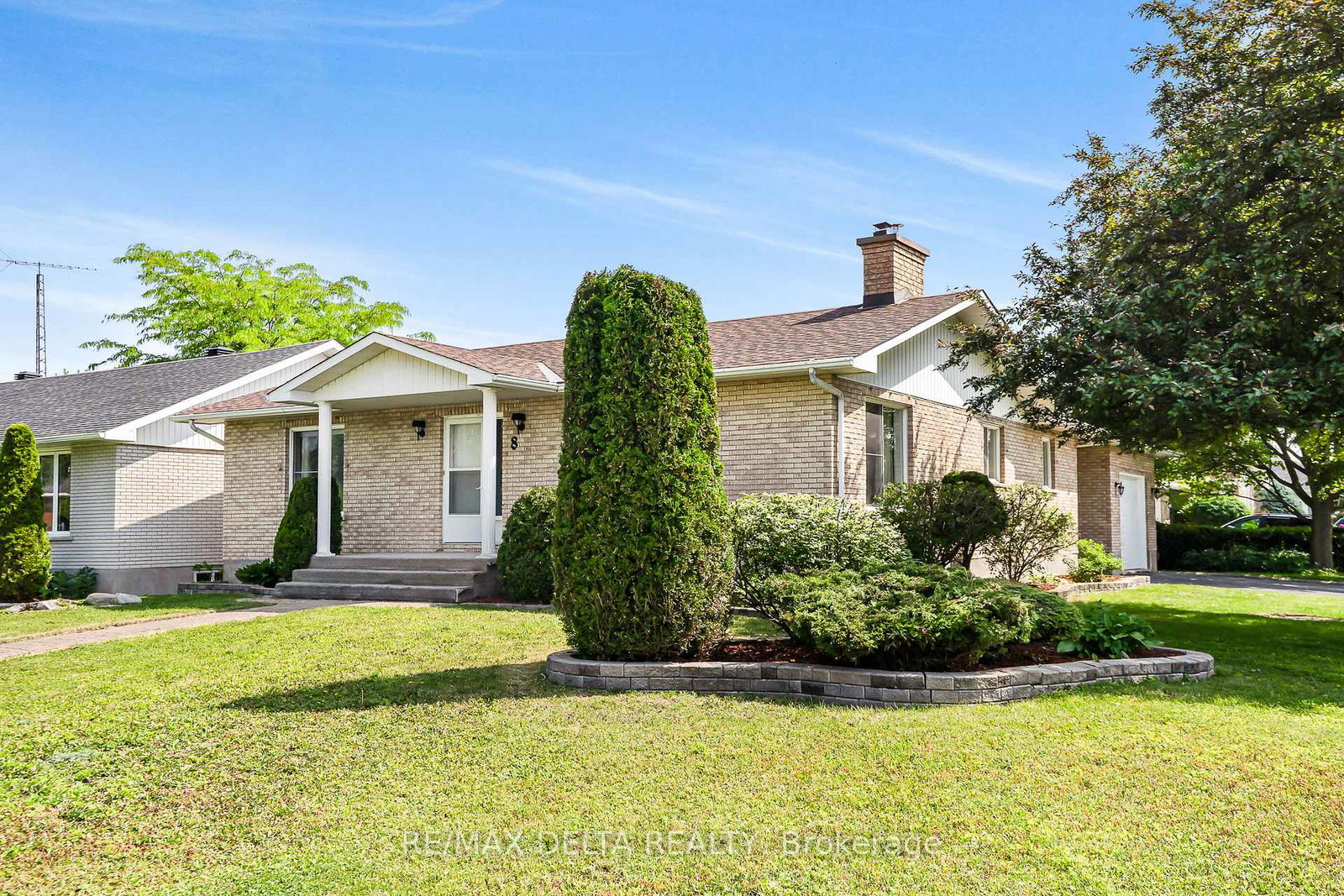 8-champlain-street-the-nation-ontario-x12229947