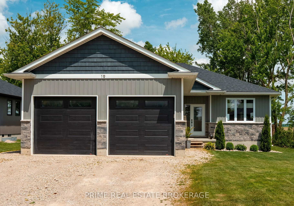 19-middle-street-south-huron-ontario-x12230209