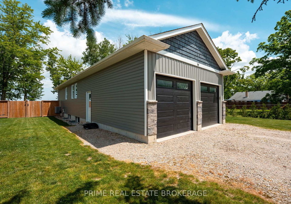19-middle-street-south-huron-ontario-x12230209