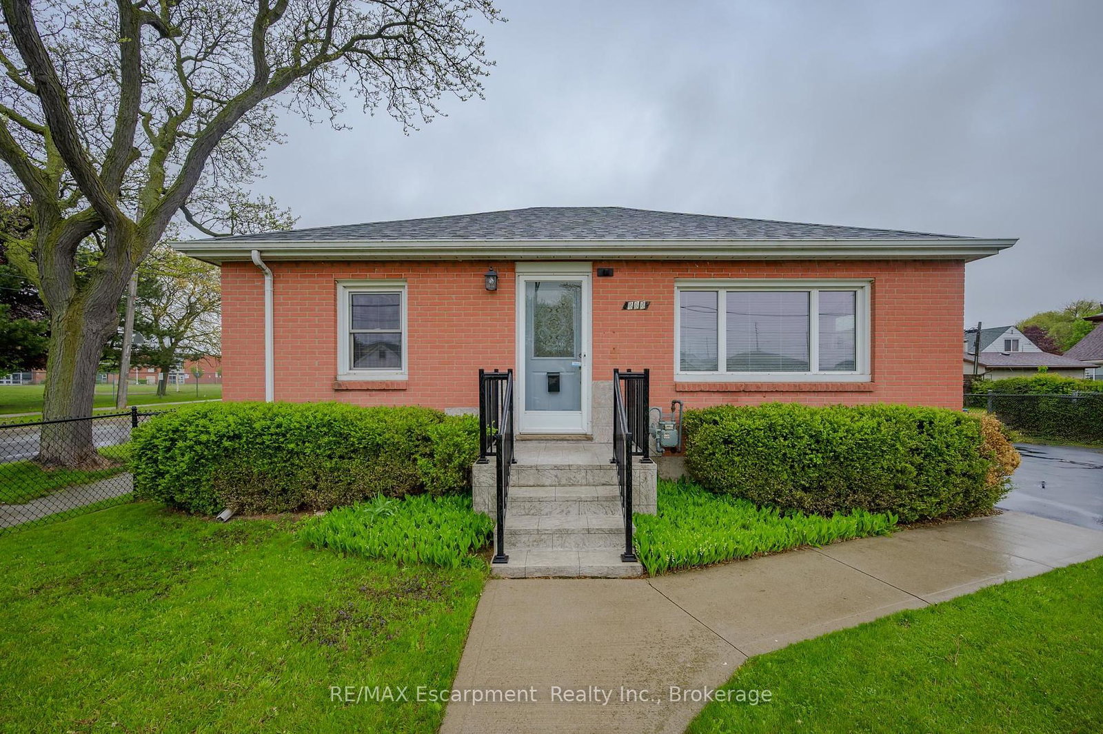 444-melvin-avenue-hamilton-ontario-x12230289