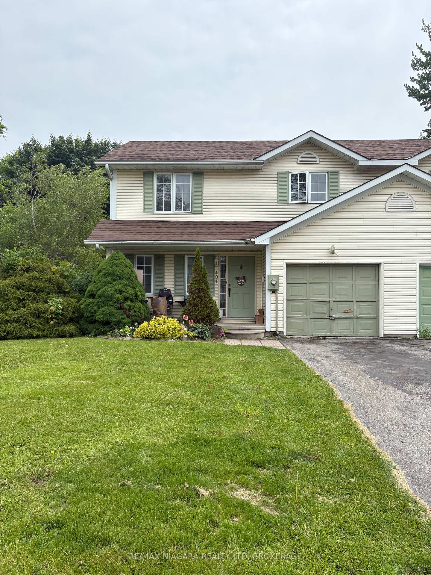 407-tamarac-street-haldimand-ontario-x12230348