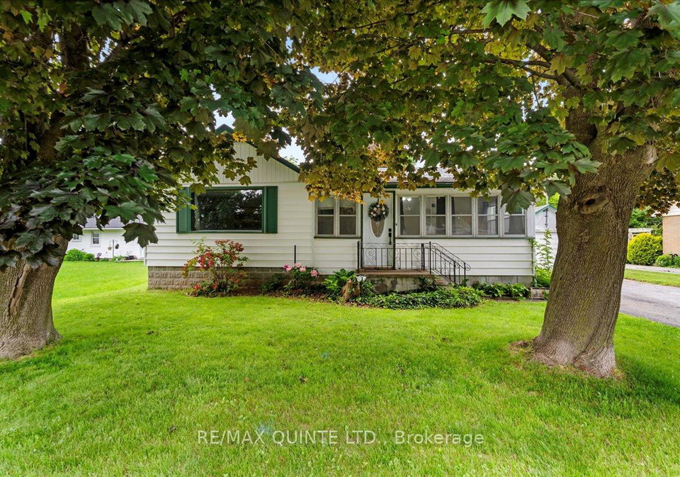 48-paul-street-prince-edward-county-ontario-x12230421