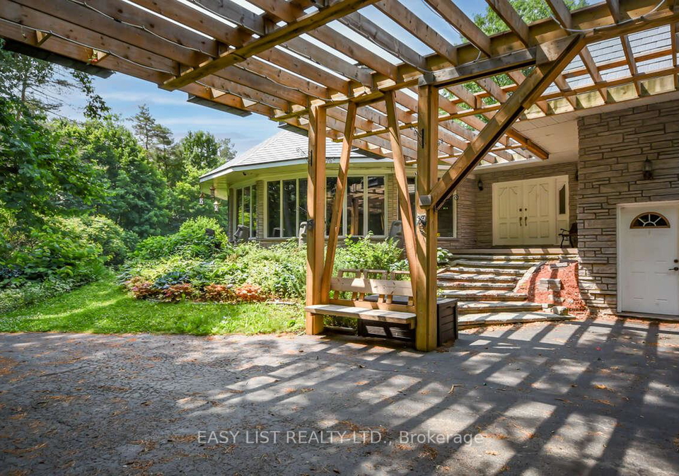 1826-canaan-road-ottawa-ontario-x12230431