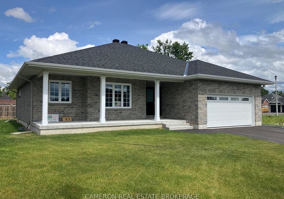 1233-wesburke-avenue-cornwall-ontario-x12230470