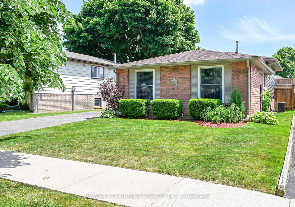 42-knightswood-crescent-brant-ontario-x12230549