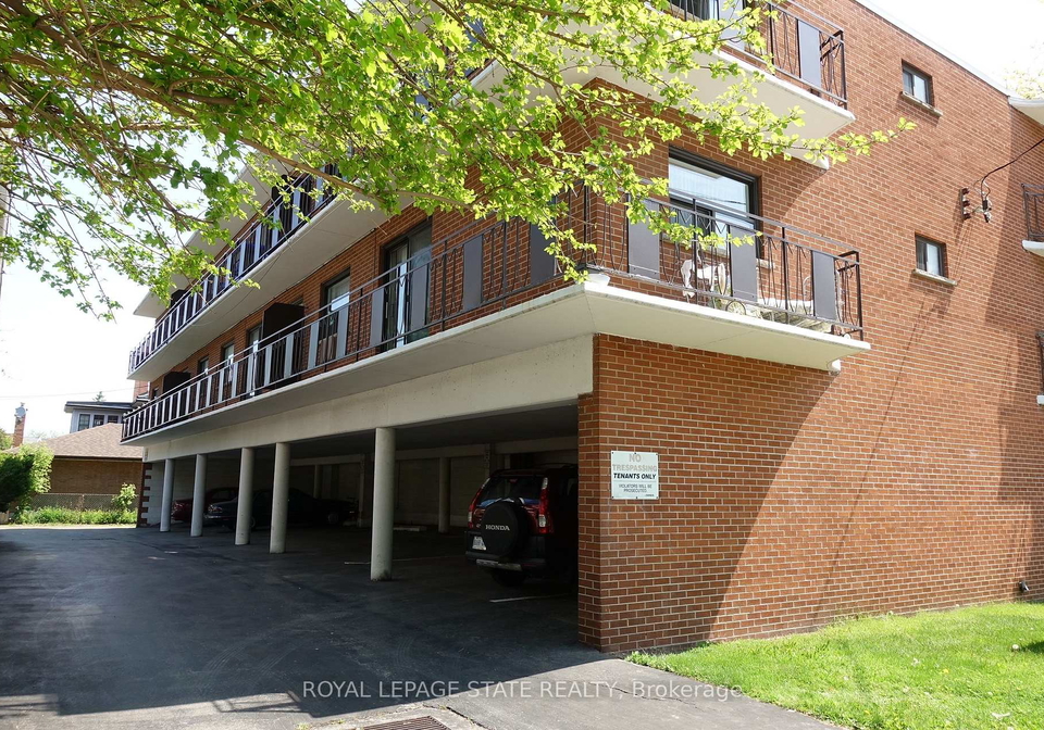 50-hilda-avenue-hamilton-ontario-x12230576