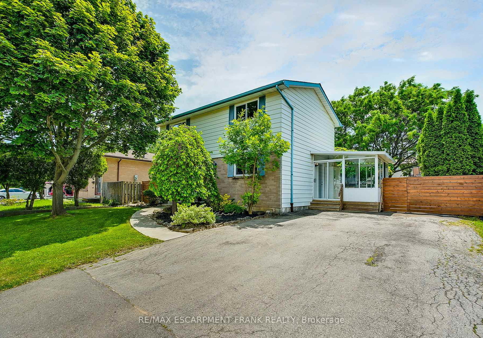54-john-murray-street-hamilton-ontario-x12230883