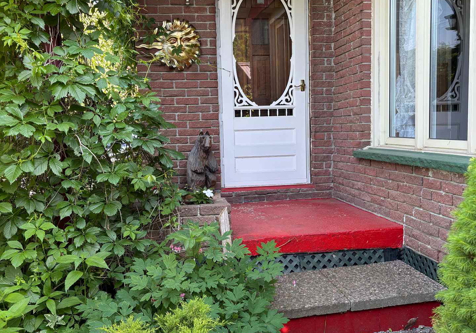 8770-bank-street-ottawa-ontario-x12230899
