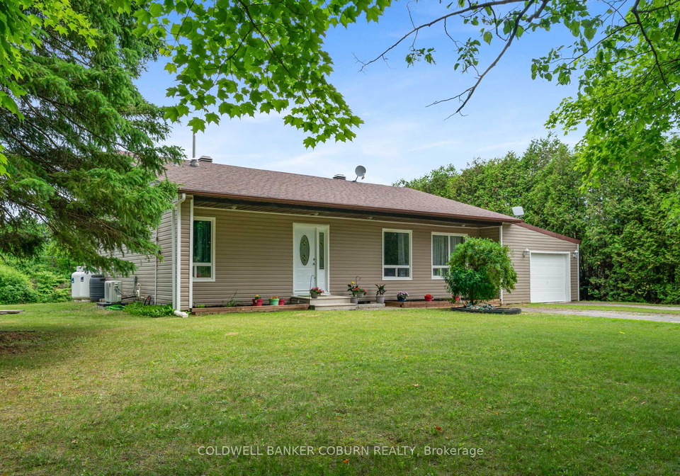 852-county-road-44-north-grenville-ontario-x12230968