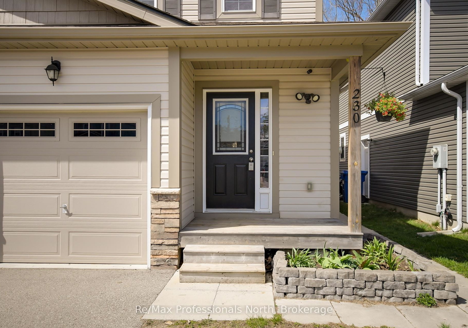 230-pine-street-gravenhurst-ontario-x12231443