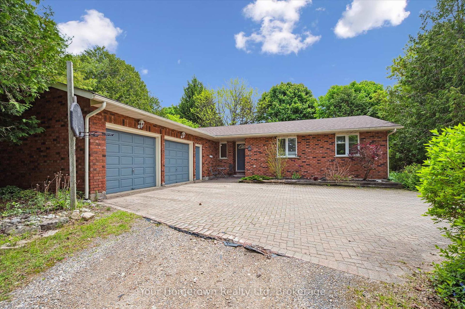 180-millford-crescent-centre-wellington-ontario-x12231573