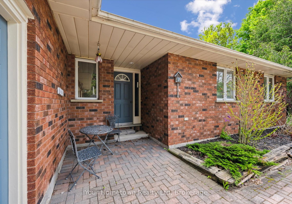 180-millford-crescent-centre-wellington-ontario-x12231573