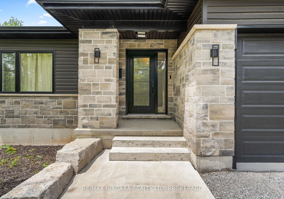 735-crescent-street-fort-erie-ontario-x12231585
