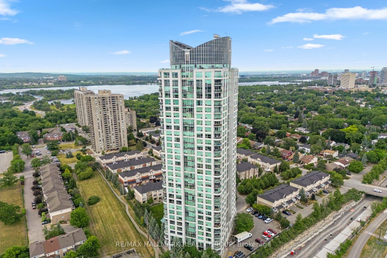 38-metropole-private-ottawa-ontario-x12231703