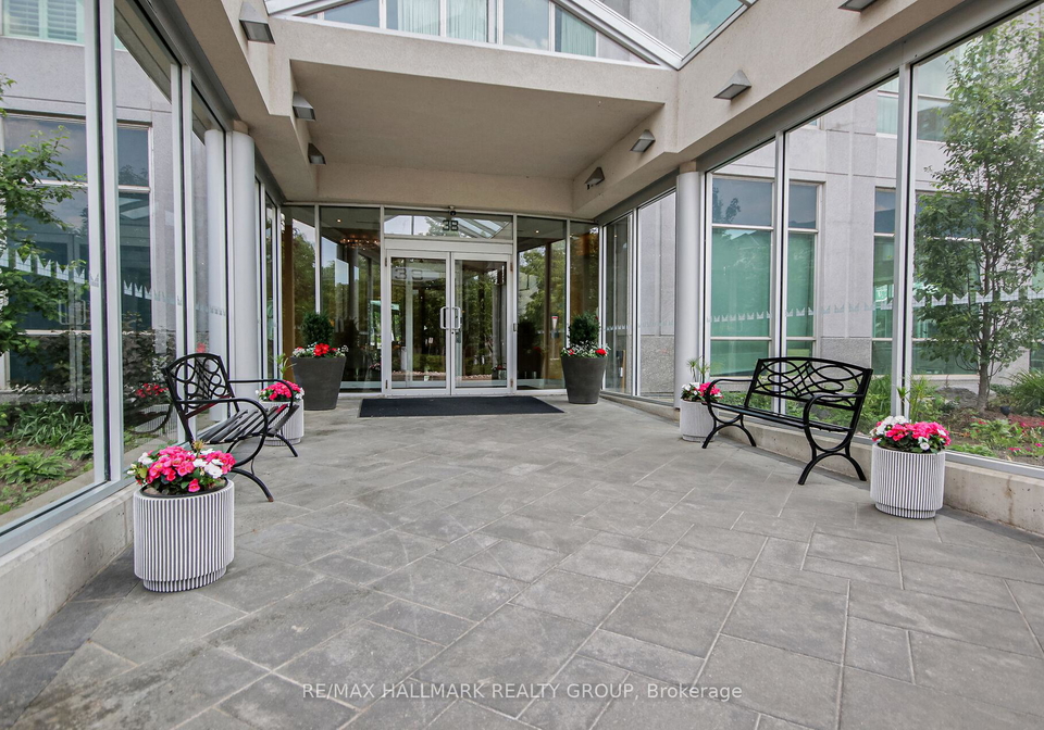 38-metropole-private-ottawa-ontario-x12231703
