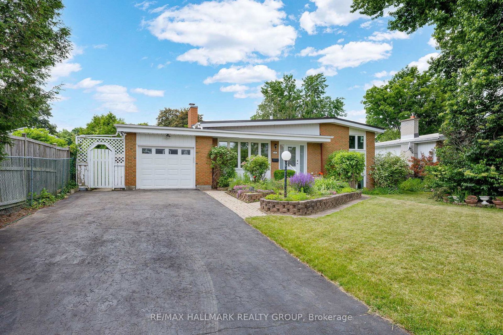 4-roberta-crescent-ottawa-ontario-x12231848