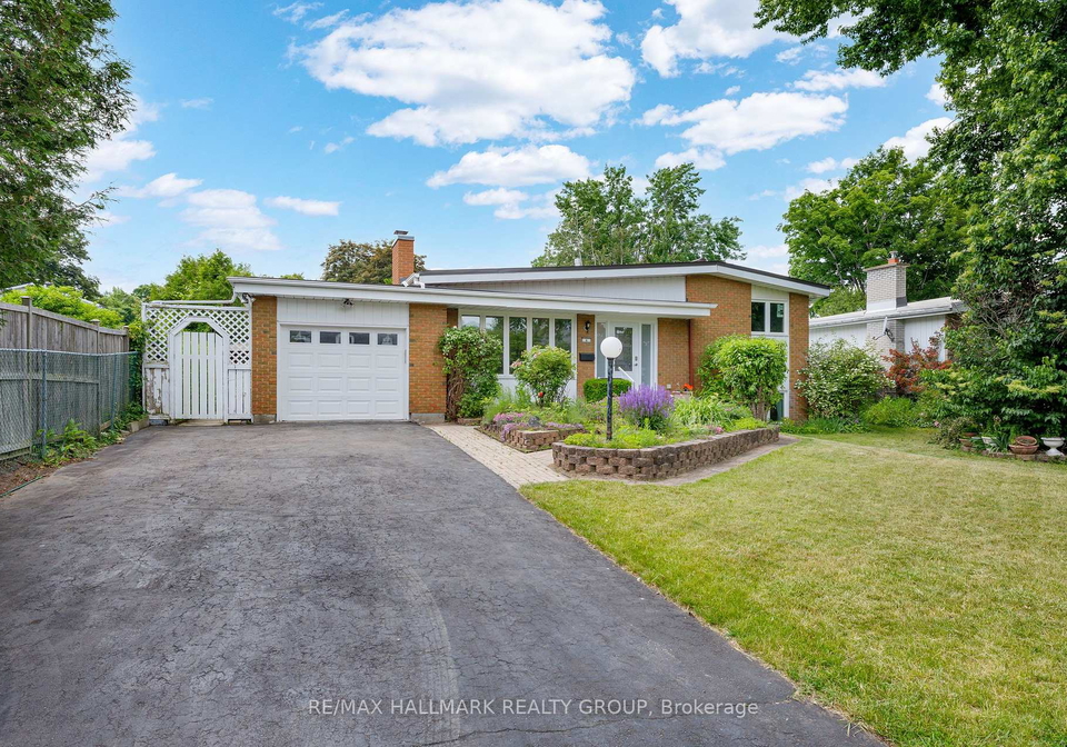 4-roberta-crescent-ottawa-ontario-x12231848