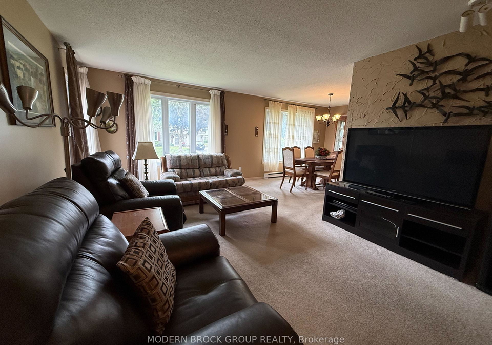 1359-linden-crescent-brockville-ontario-x12231892