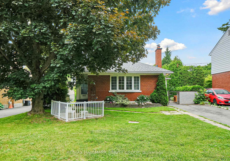 151-fanshaw-avenue-ottawa-ontario-x12232234