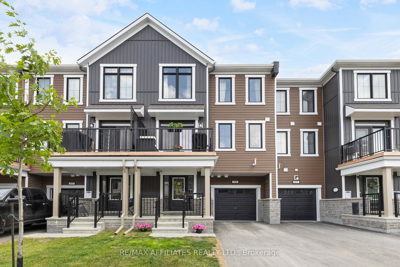 59-stitch-mews-ottawa-ontario-x12232331