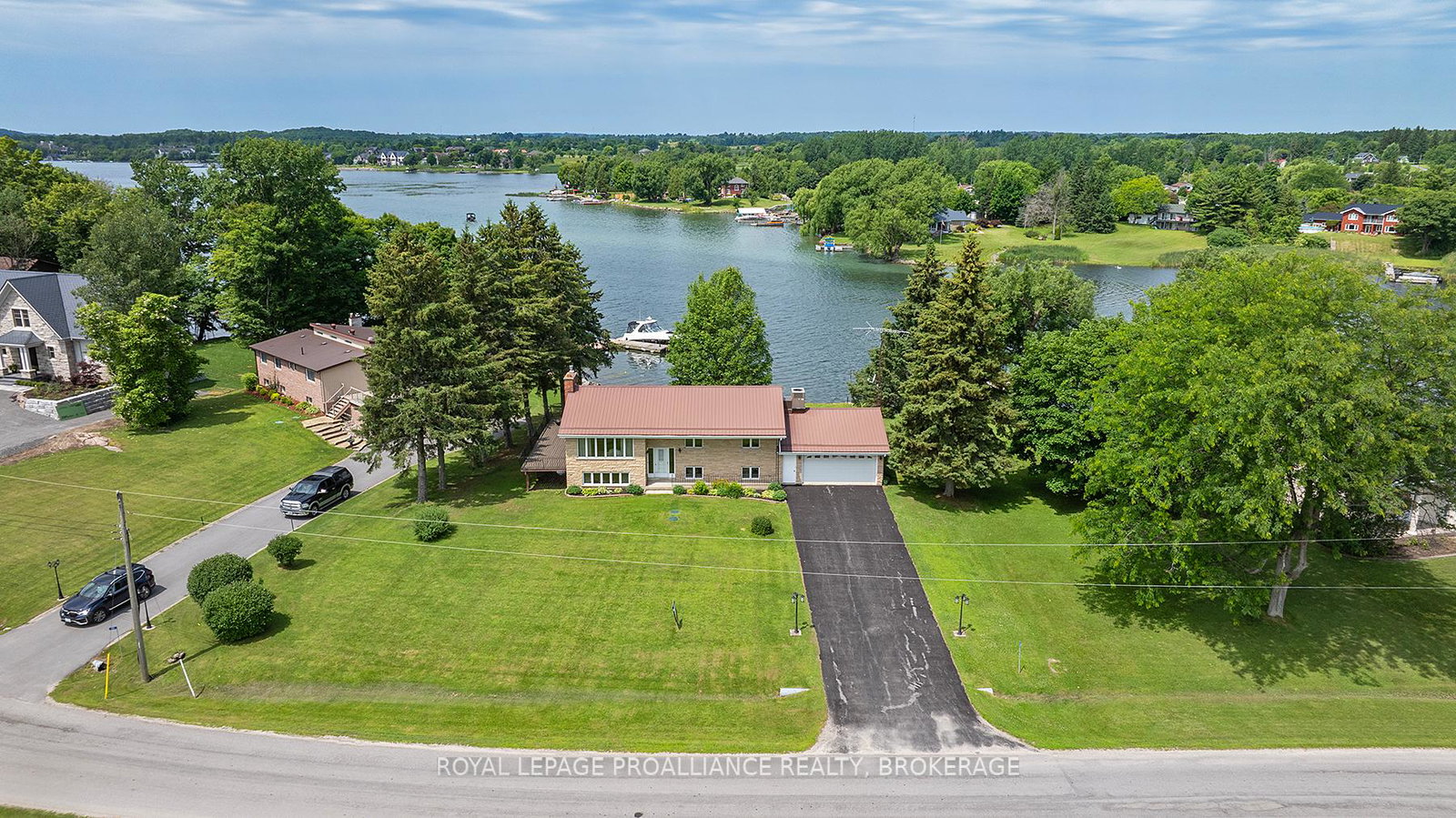 143-clark-drive-front-of-leeds-seeleys-bay-ontario-x12232332