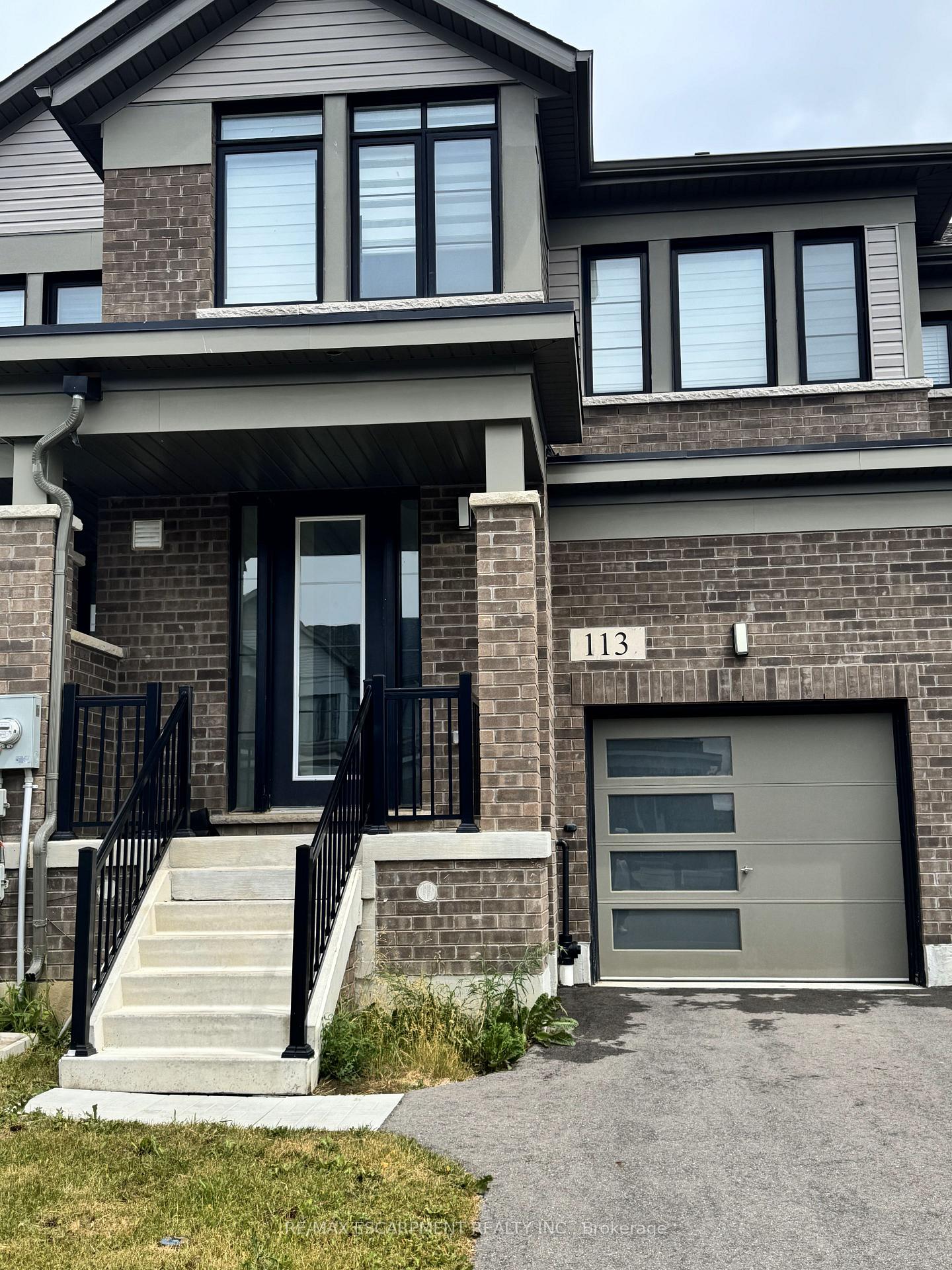 113-freedom-crescent-hamilton-ontario-x12232474